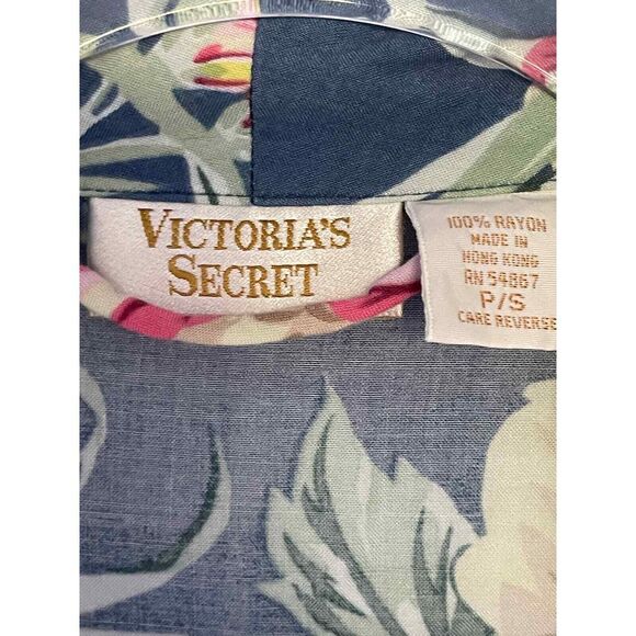 Victoria's Secret Full-Length Bathrobe Size: Petite Small - Picture 3 of 4